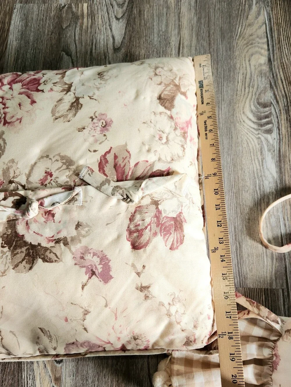 Vintage Shabby Chic Cottage Chair Cushions By Country Curtains Rose Gingham Pom